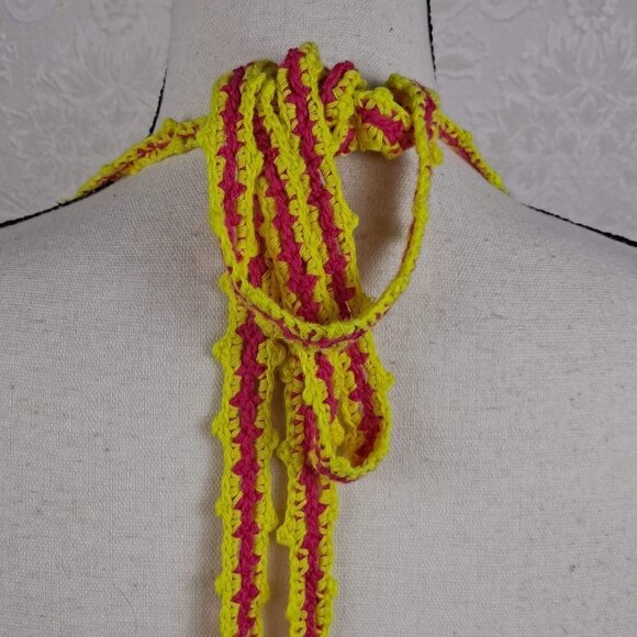 TwentyOne Size Medium Colorful Crochet Halter Top Scoop Neck Tie at Back of Neck - Picture 7 of 12
